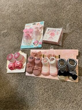 Disney Pink Minnie Baby Feeding Set with Assorted Pink, White & Black Socks